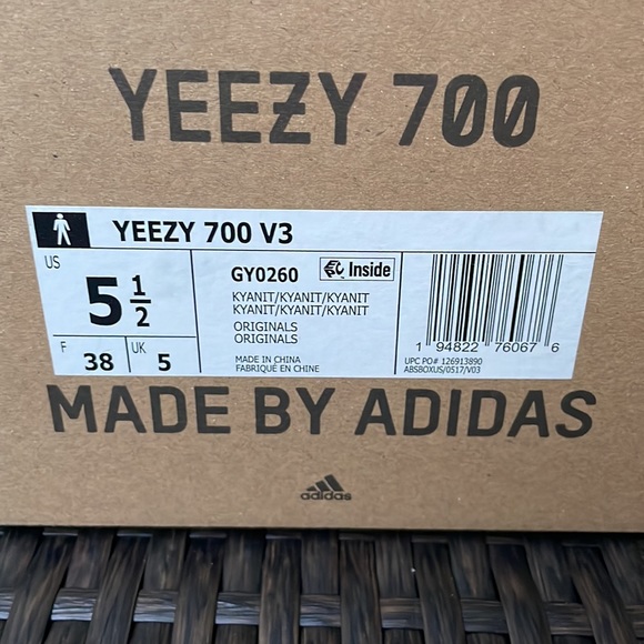 Yeezy 700 V3 Kyanite-Mens 5.5